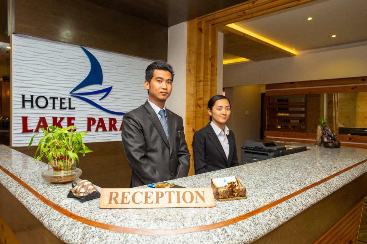 Hotel Lake Paradise ポカラ エクステリア 写真
