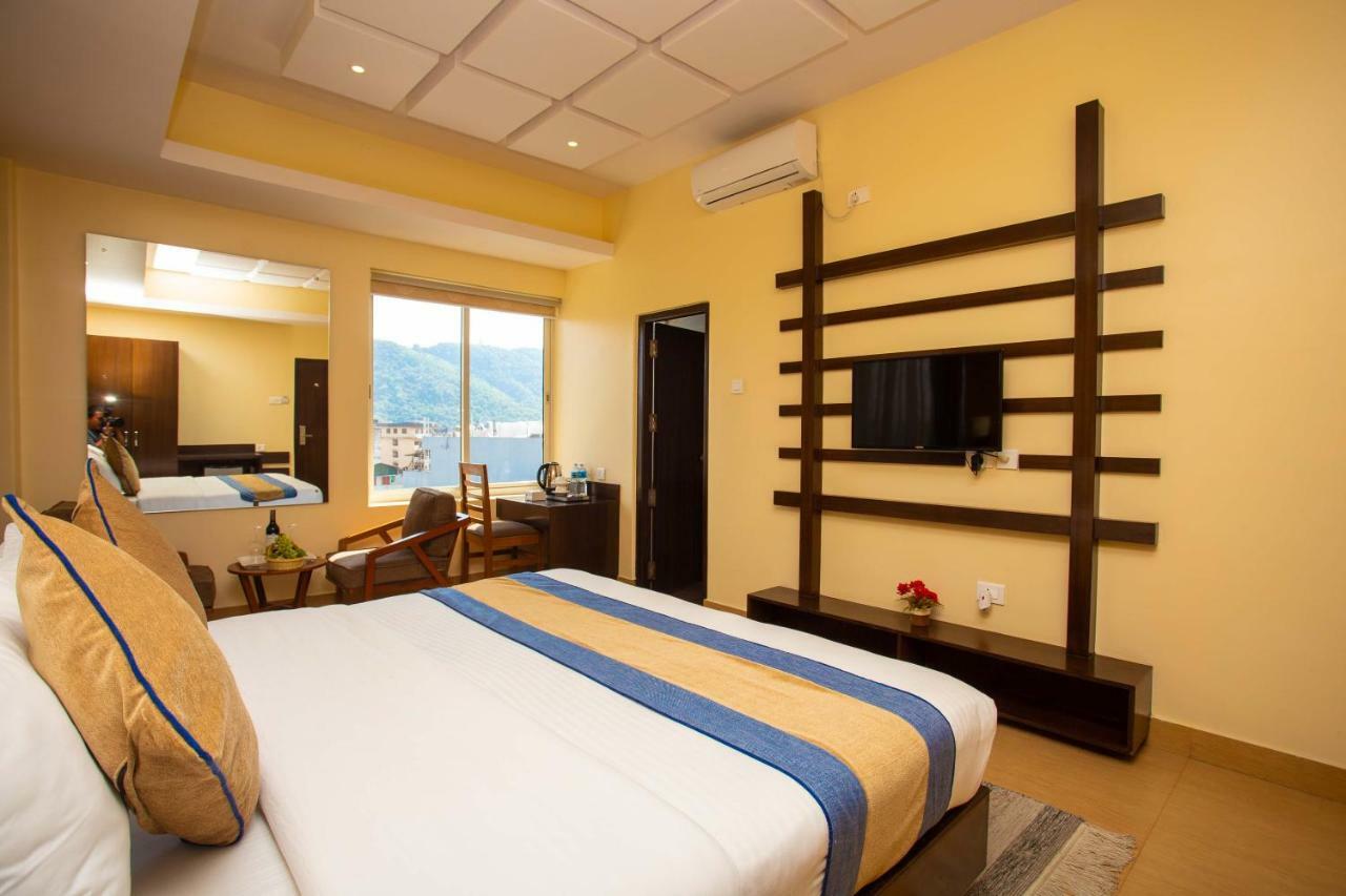 Hotel Lake Paradise ポカラ エクステリア 写真